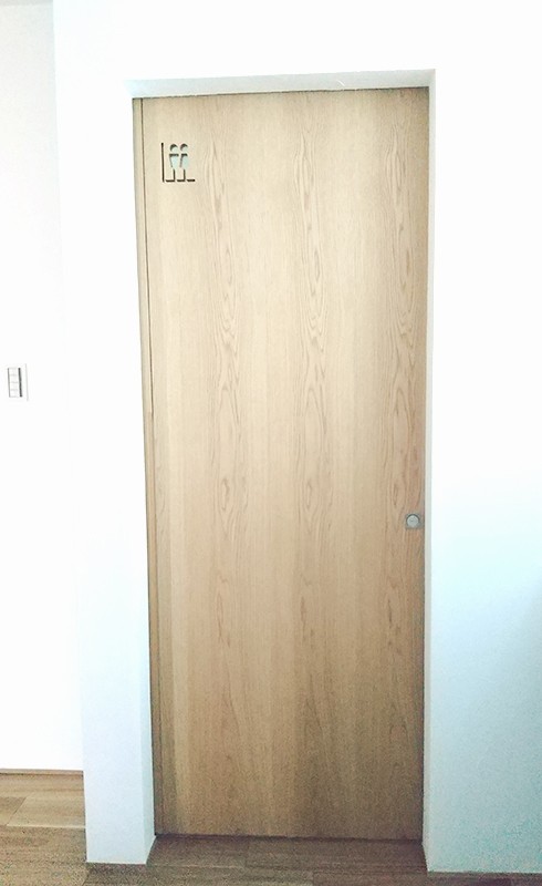 ドア１２